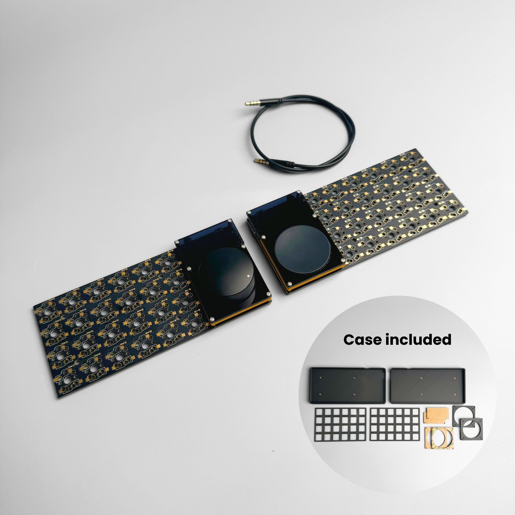 BPM B2-S67UL＋ Pre-soldered Blank Split Keyboard with Trackpad & Rotary – beekeeb