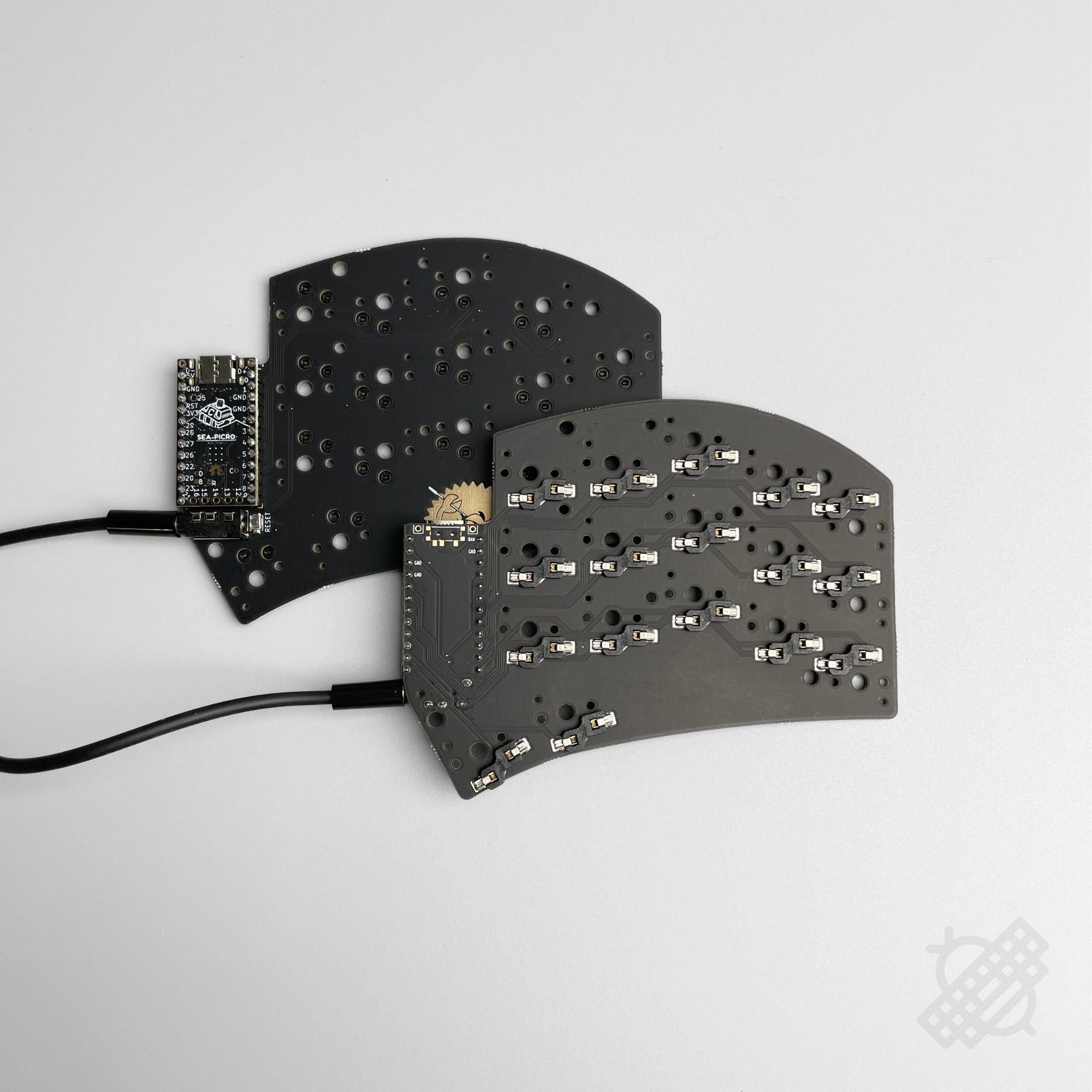 beekeeb Sweep Choc Split Keyboard - Thumbnail 2