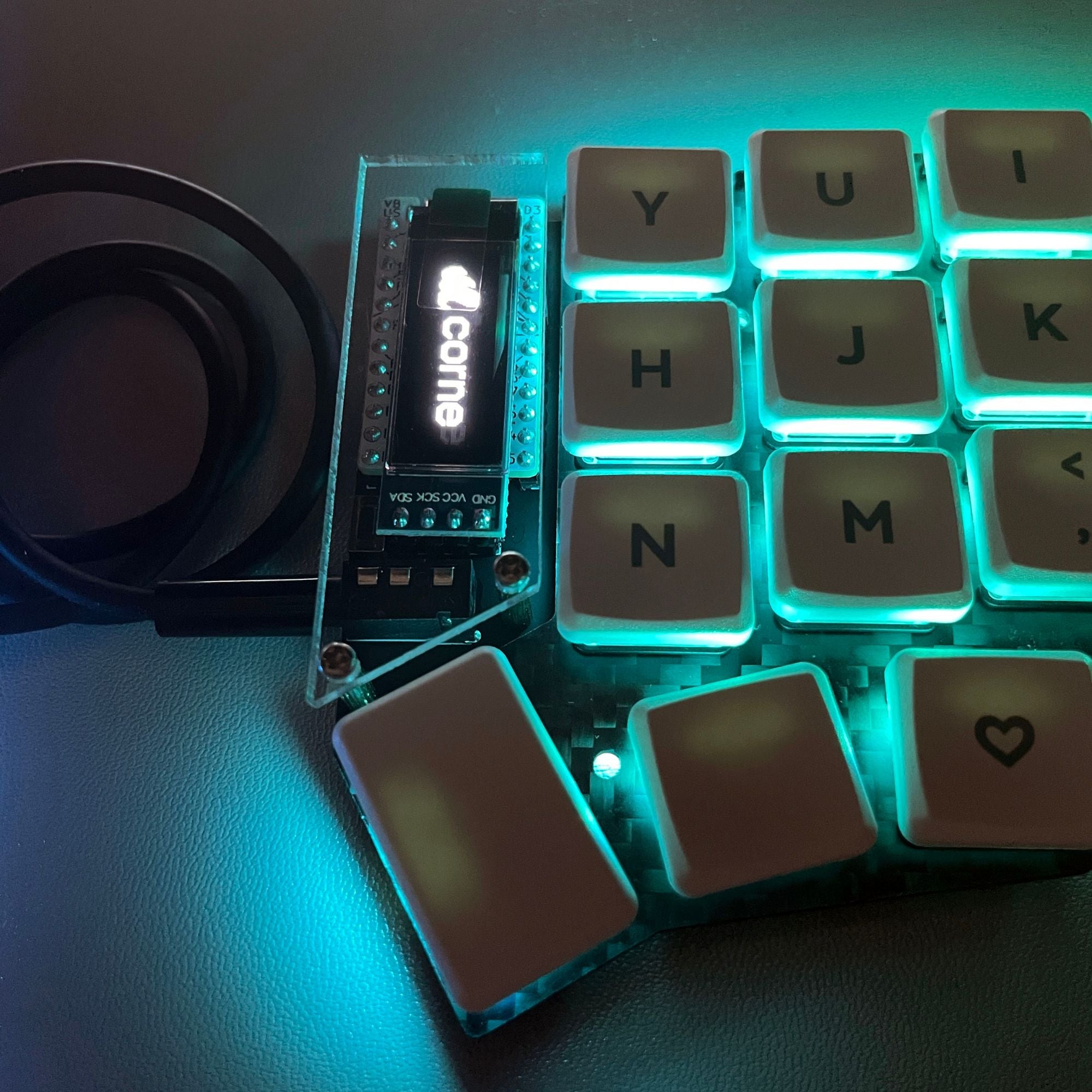 Pre-soldered Corne v3.0 Choc Low Profile Split Wired Keyboard - Thumbnail 5