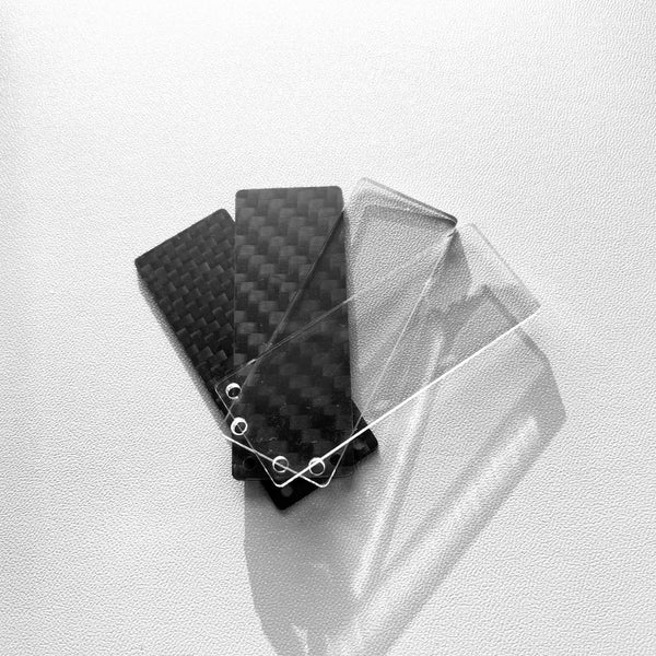OLED Cover (a pair) for split keyboard – Clear Acrylic / Carbon Fiber