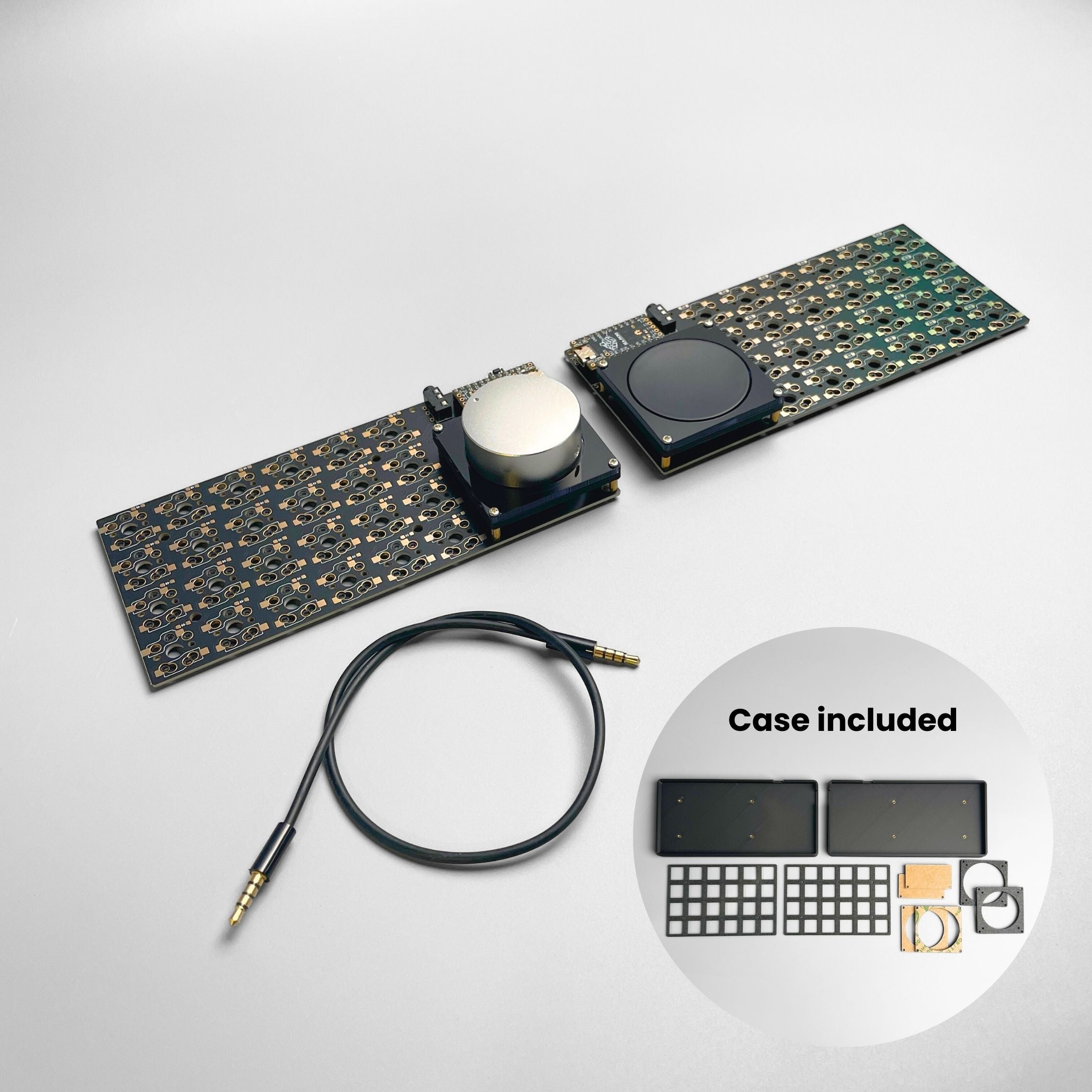 Pre-soldered Blank Split Keyboard with Trackpad & Rotary - Thumbnail 5