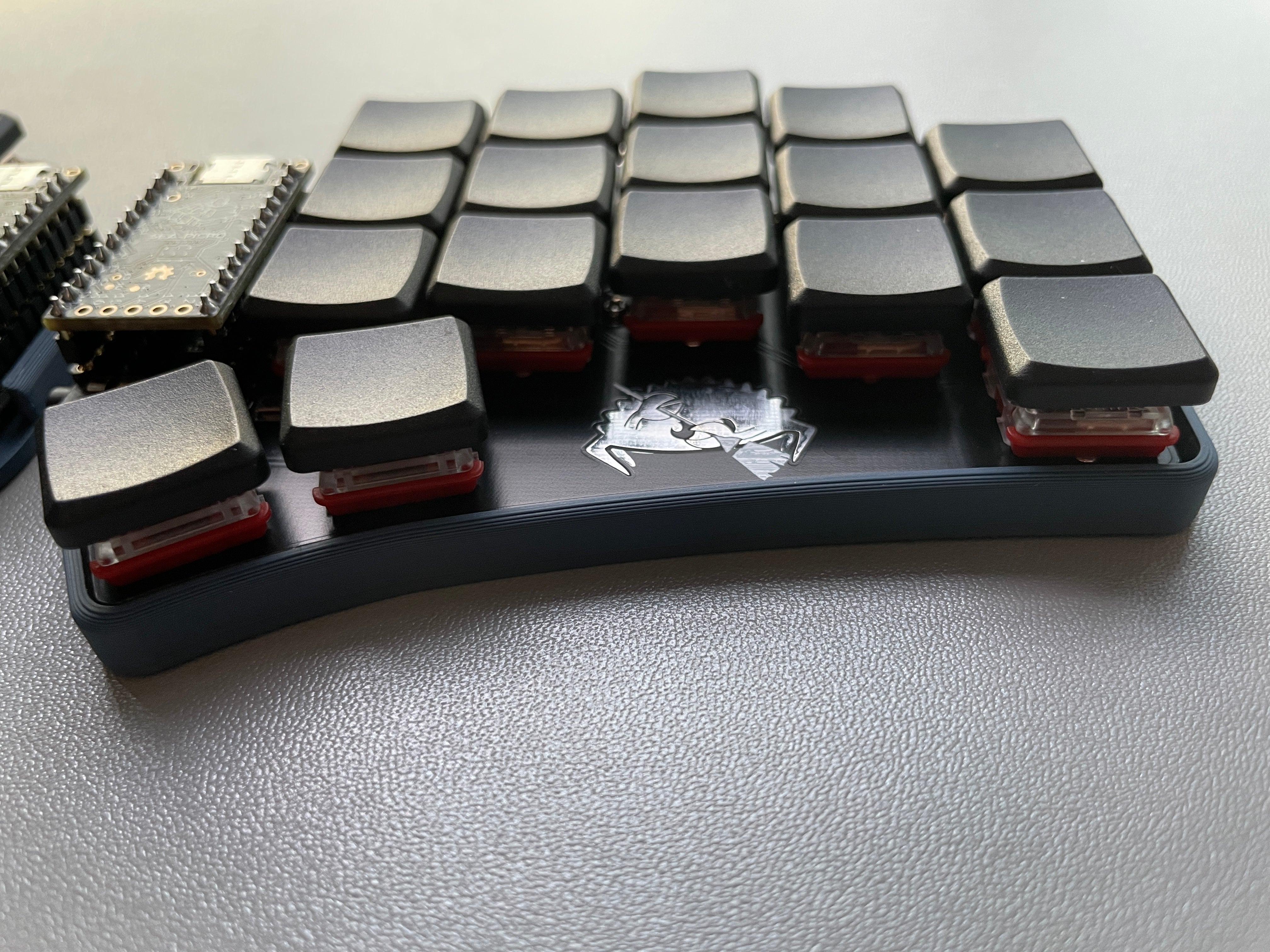 beekeeb Ferris Sweep Keyboard Case - Thumbnail 2