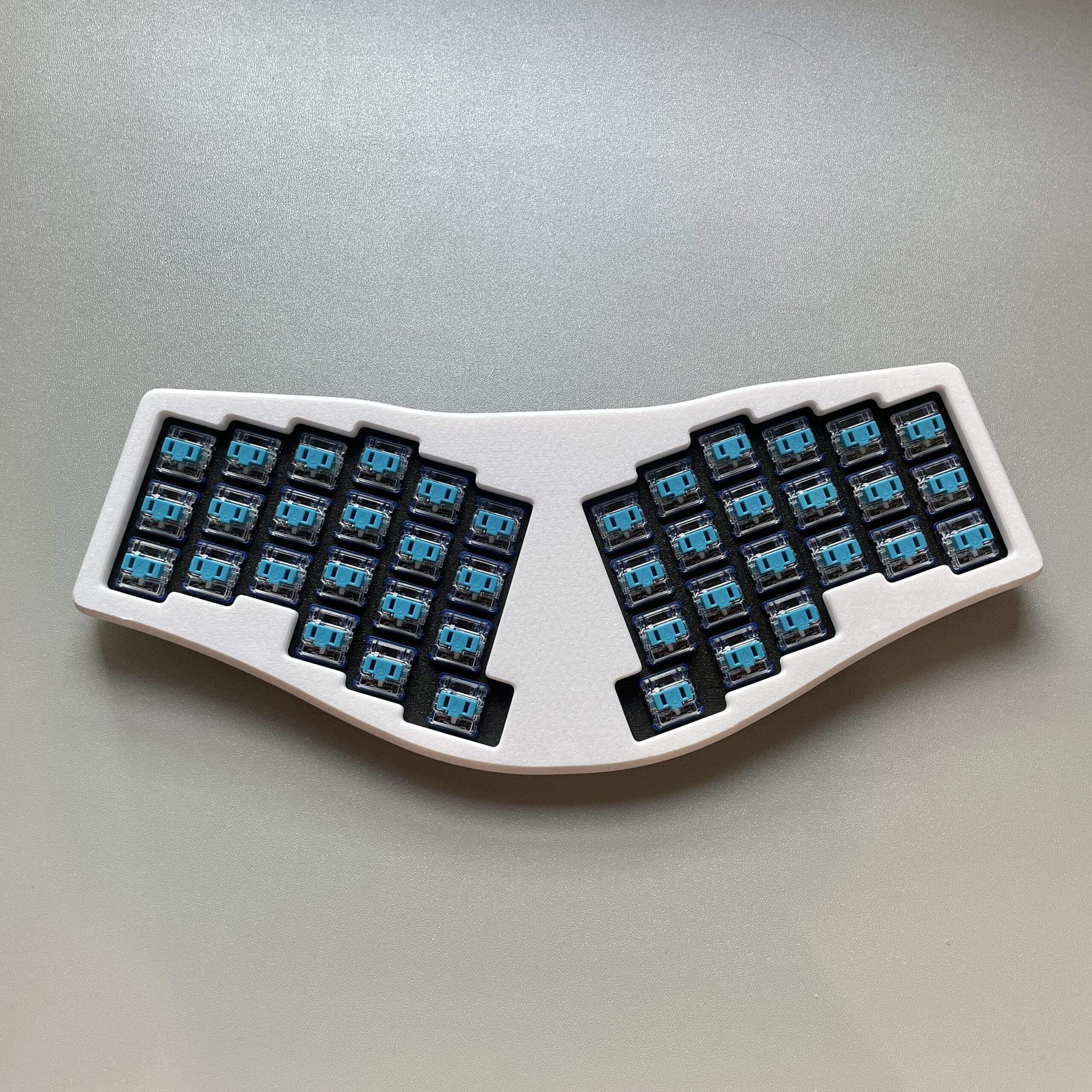 Zerosprey42 MonoBlockSplit Unibody RP2040 Wired Keyboard Kit