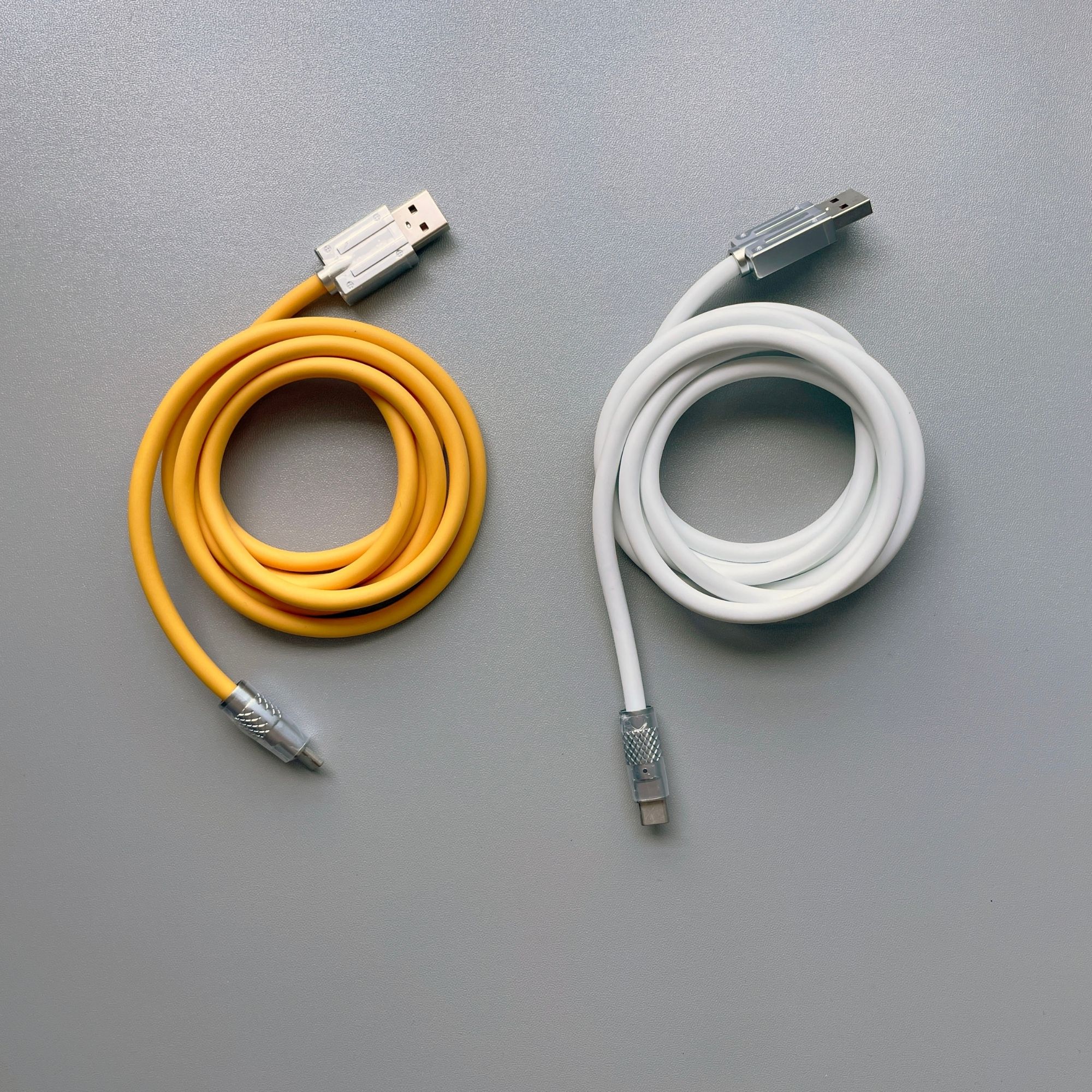 USB-C data cable for split keyboard
