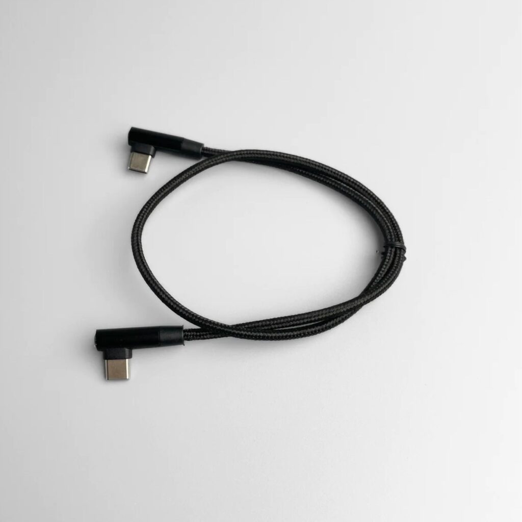 Buy Angled L Shape USB C To USB C Cable Beekeeb buy-angled-l-shape-usb-c-to-usb-c-cable-beekeeb